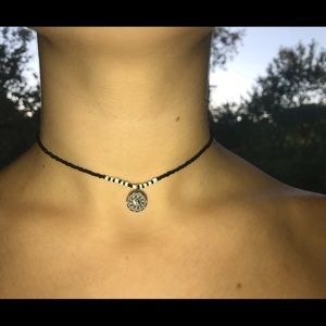 Yin and Yang choker